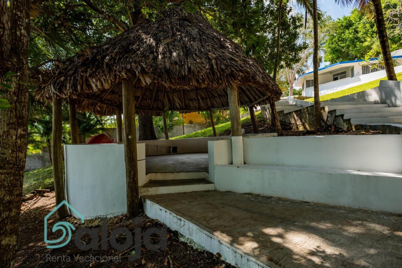 Villa Xtohil With Private Access To The Magic 7 Colors Lagoon Бакалар Екстер'єр фото