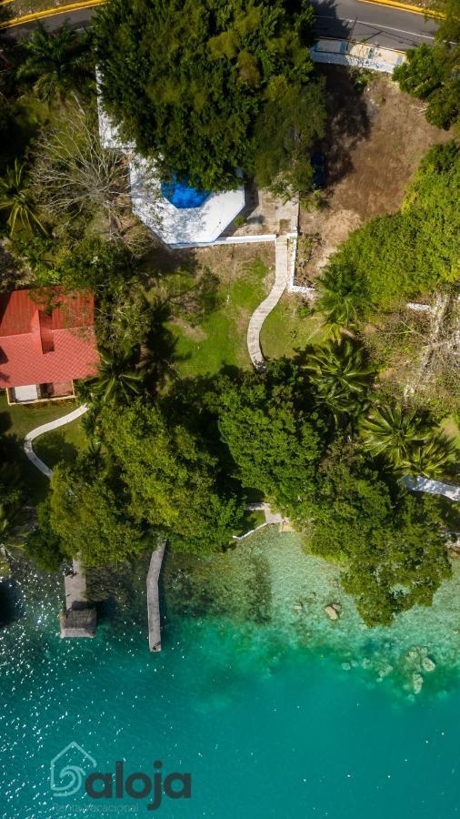 Villa Xtohil With Private Access To The Magic 7 Colors Lagoon Бакалар Екстер'єр фото