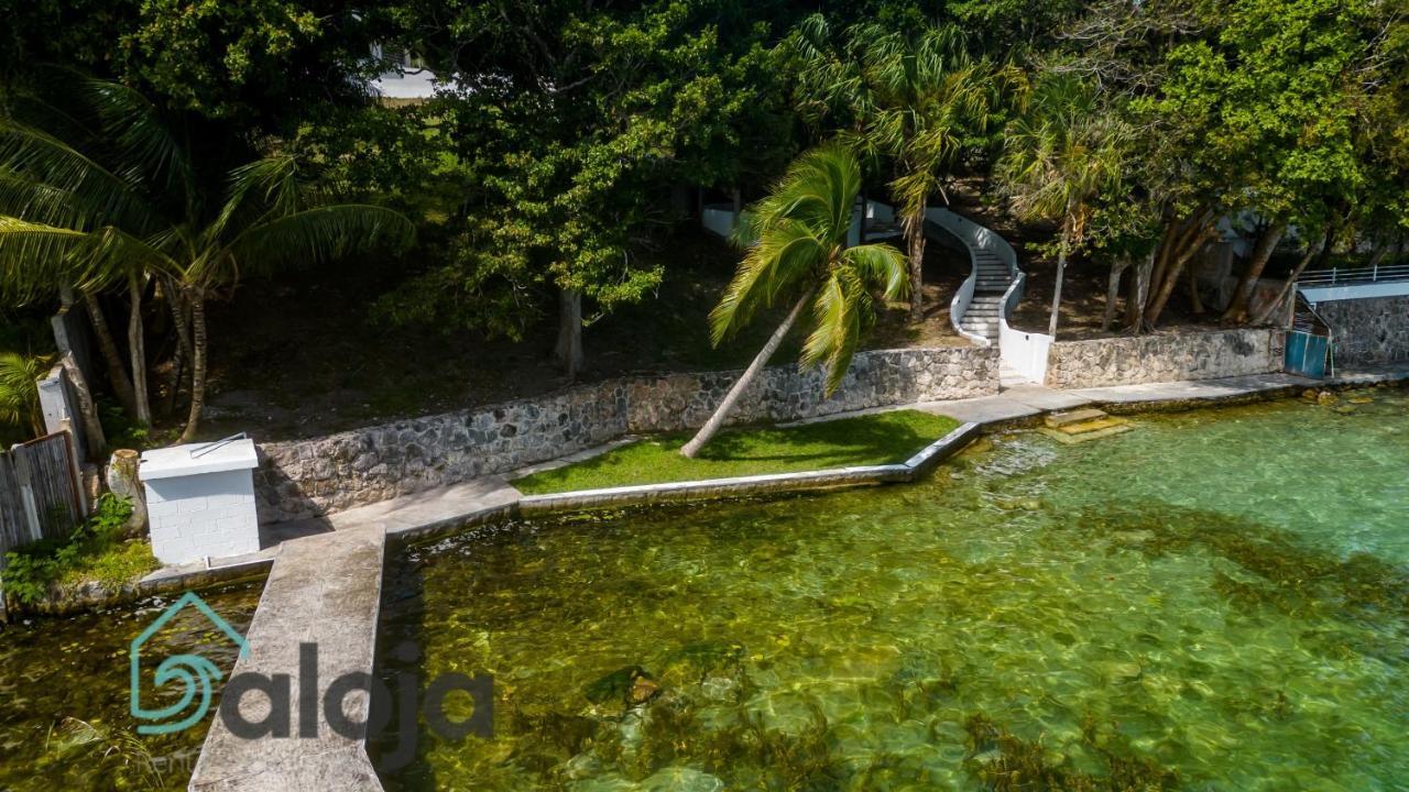Villa Xtohil With Private Access To The Magic 7 Colors Lagoon Бакалар Екстер'єр фото